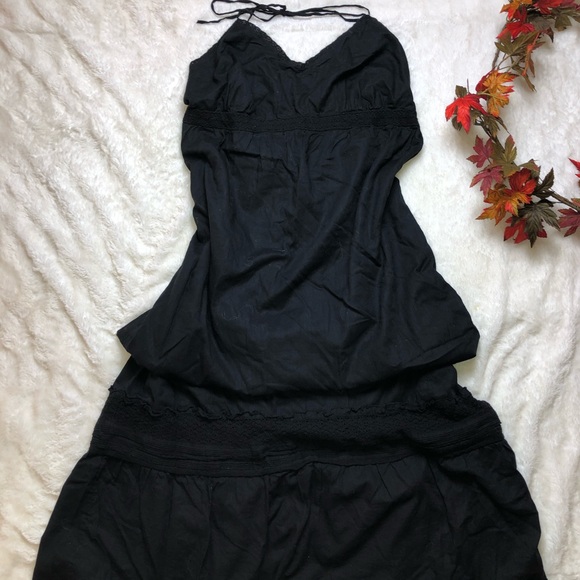 Old Navy Dresses & Skirts - Old Navy Black Halter Maxi with crochet detail.